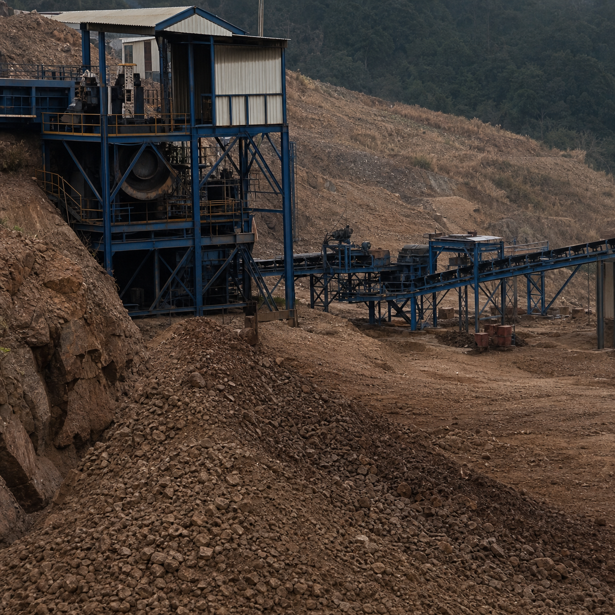 HOW DOES MINING EQUIPMENT WORK IN IRON ORE MINING?